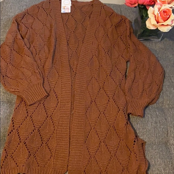 NWT Long knitted cardigan. - Picture 1 of 7